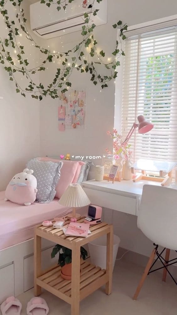 10 Decorating Ideas for a Girl's Room