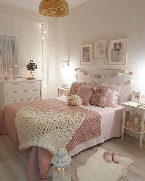 10 Decorating Ideas for a Girl's Room